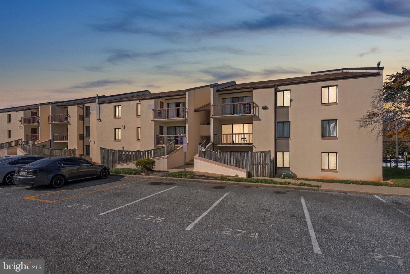 10121 Prince Place #302-10b photo 1