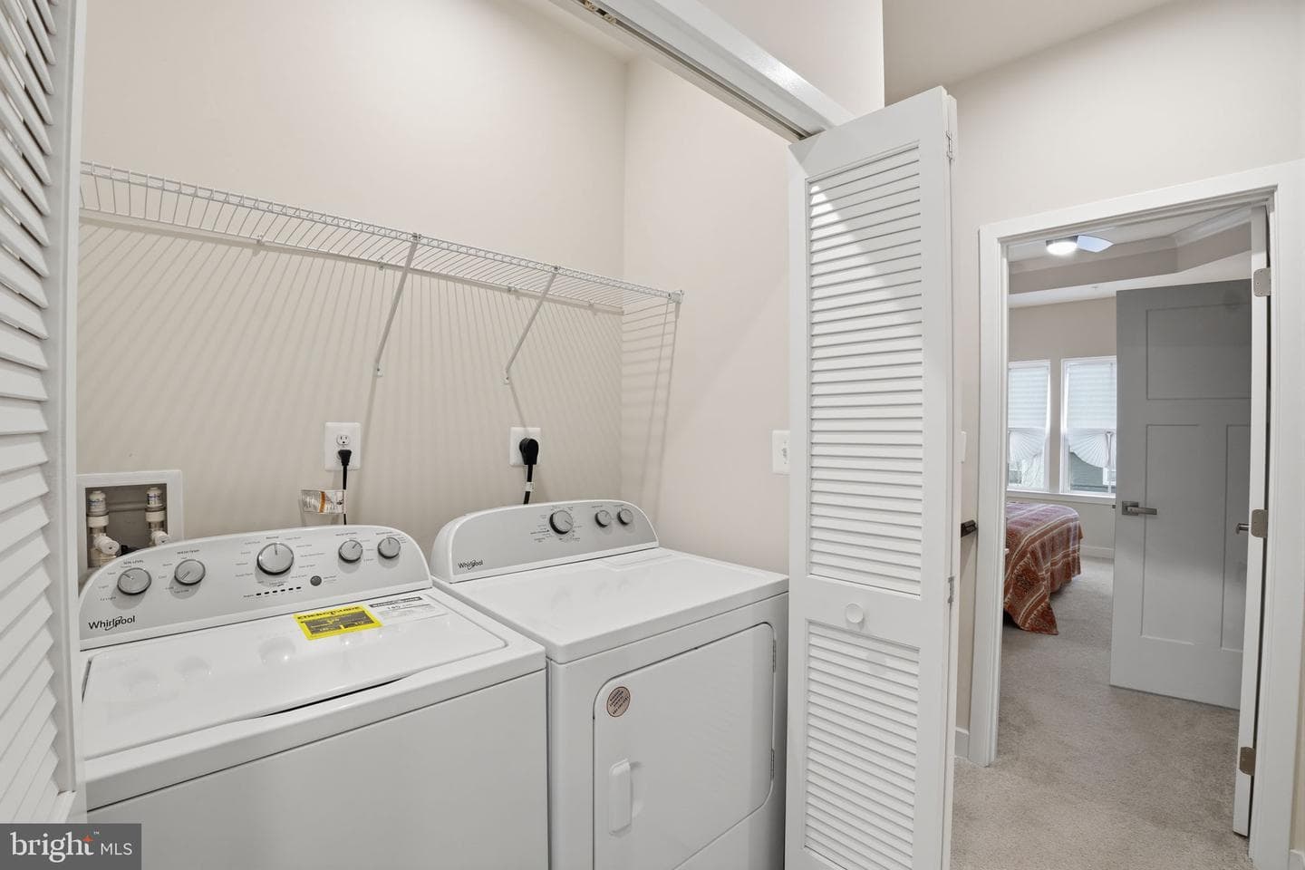 8437 Hamlin Street photo 25