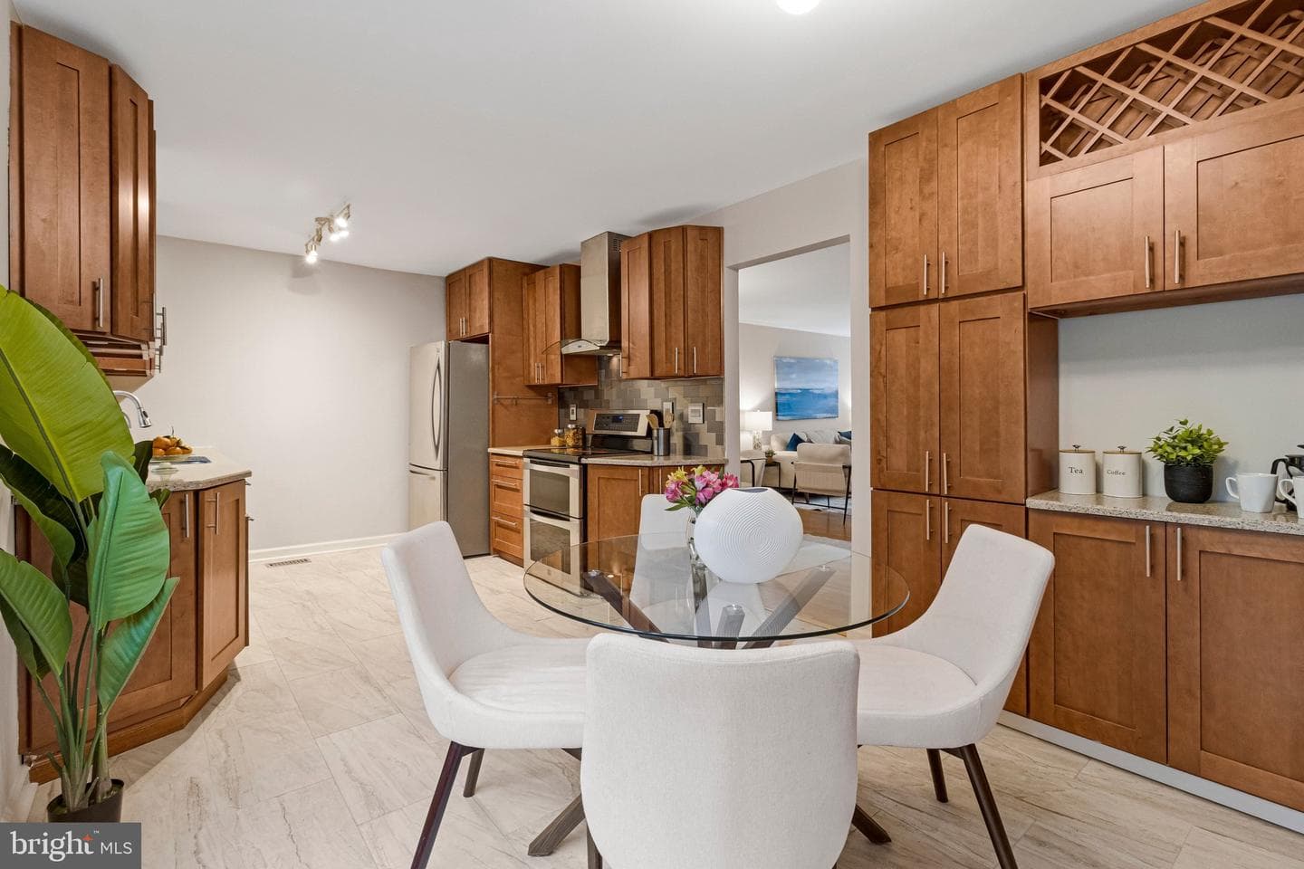 7315 Sunrise Court photo 8