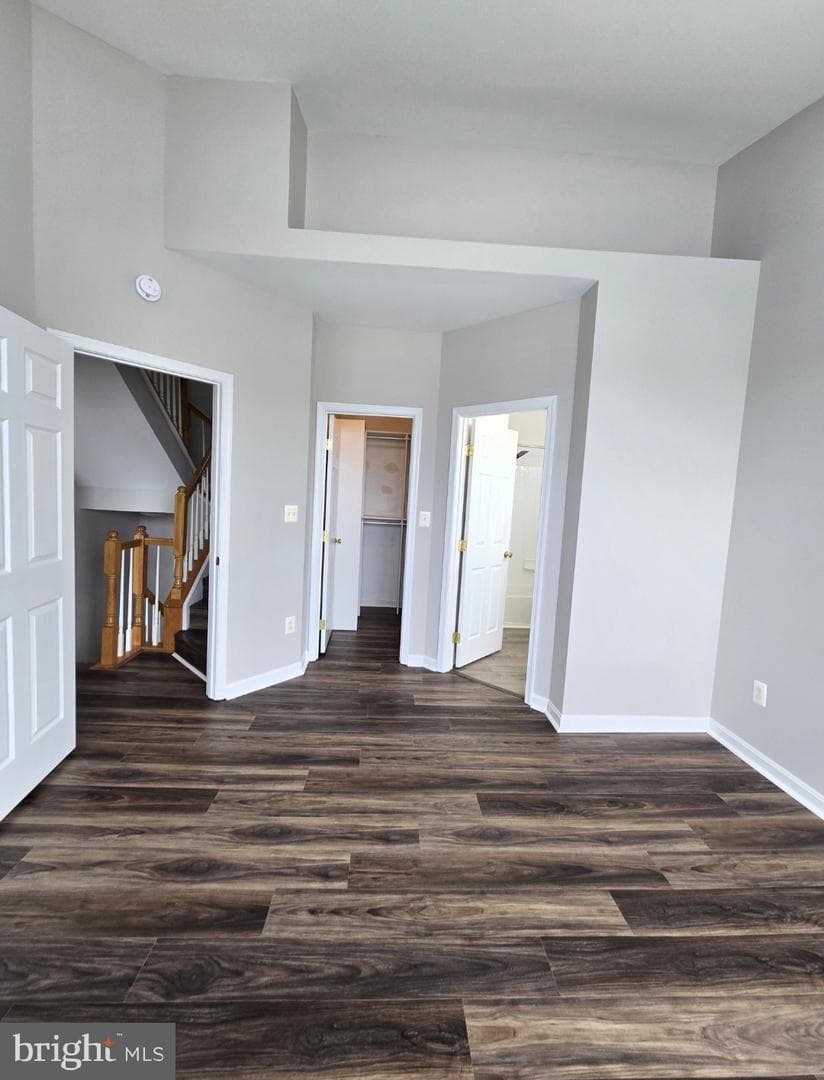 14226 Hampshire Hall Court #402 photo 20