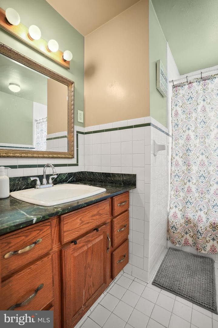 1202 Marton Street photo 16