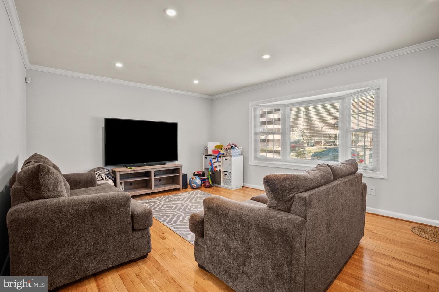 1202 Marton Street photo 5