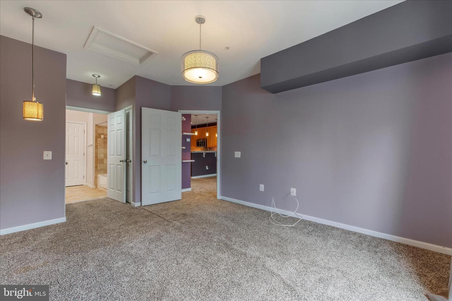 15612 Everglade Lane #404 photo 22