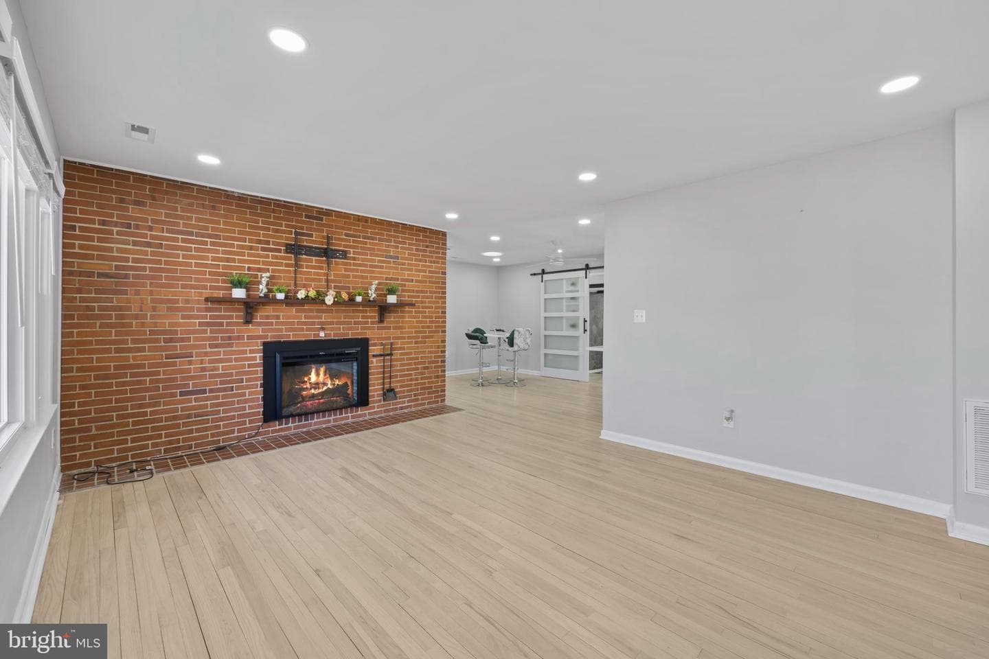 8821 W Fort Foote Terrace photo 7