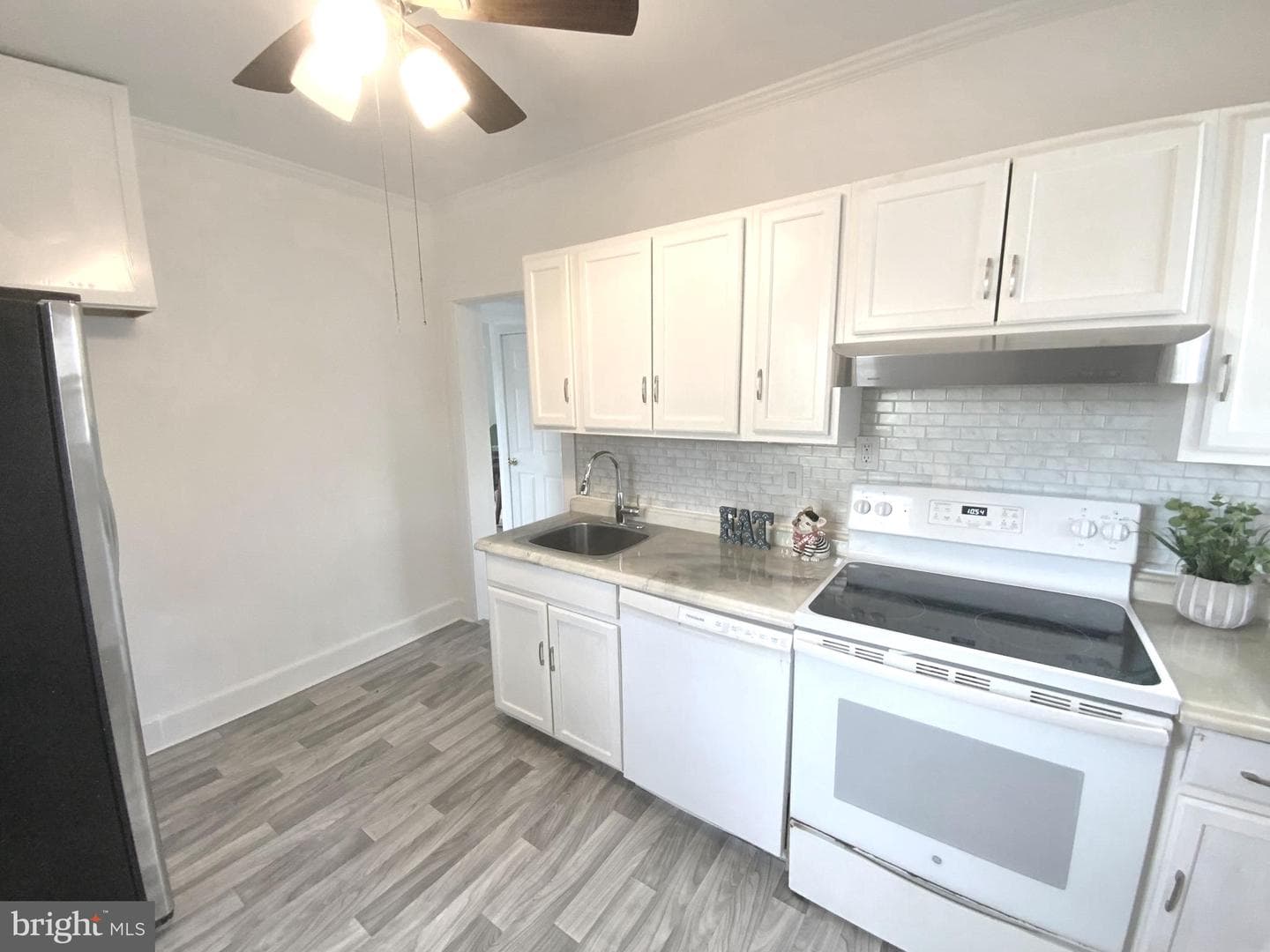 4905 Fable Street photo 12