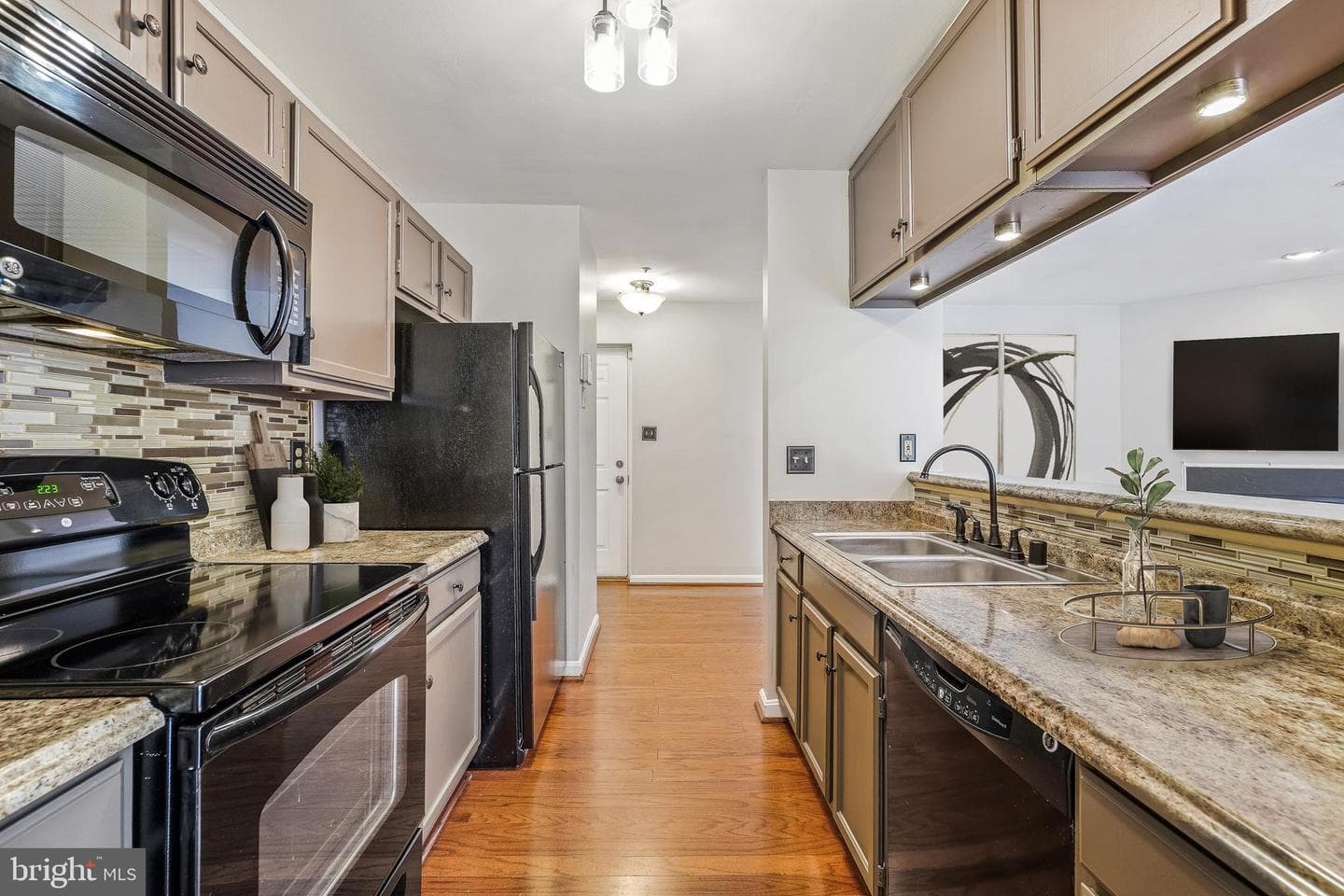 2051 Alice Avenue #2051-303