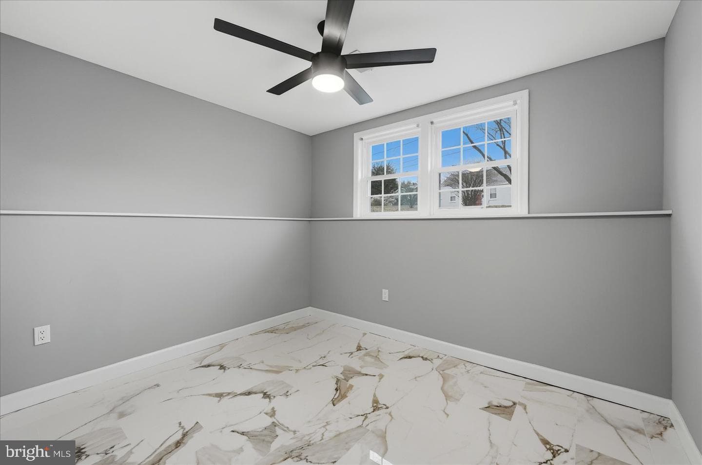 6915 Adel Street photo 20
