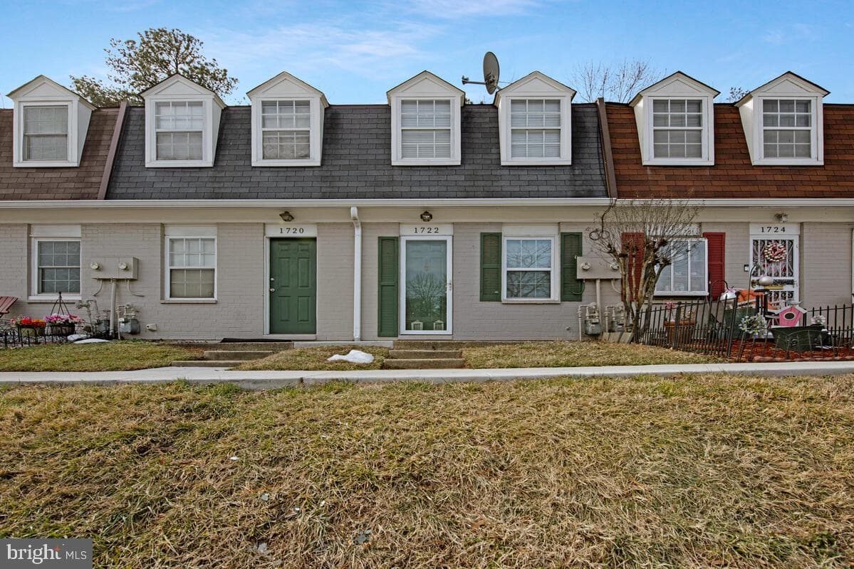 1722 Village Green Drive #a-12, Landover