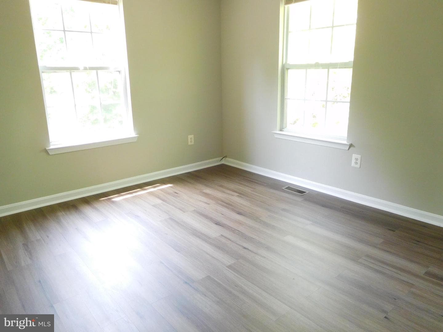 9900 Doubletree Lane photo 11