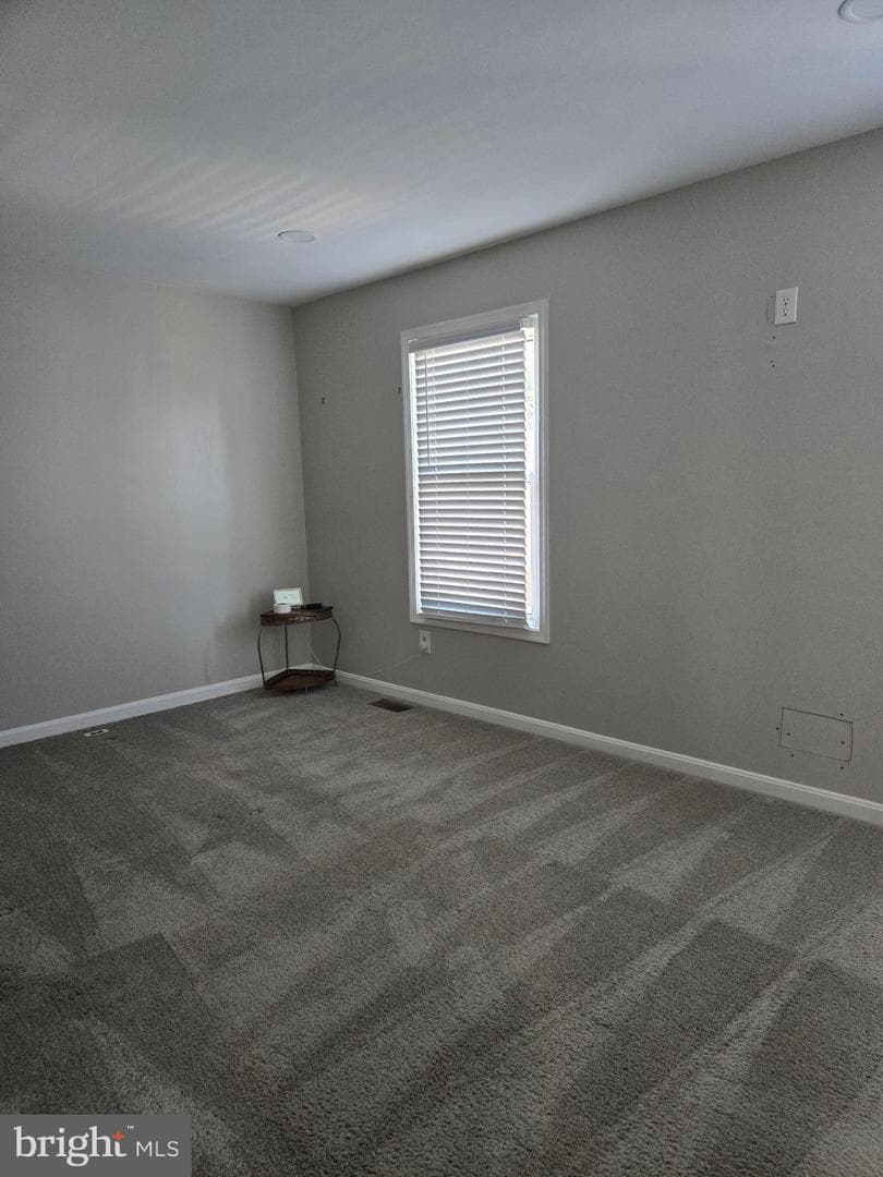 5825 Suitland Road photo 17