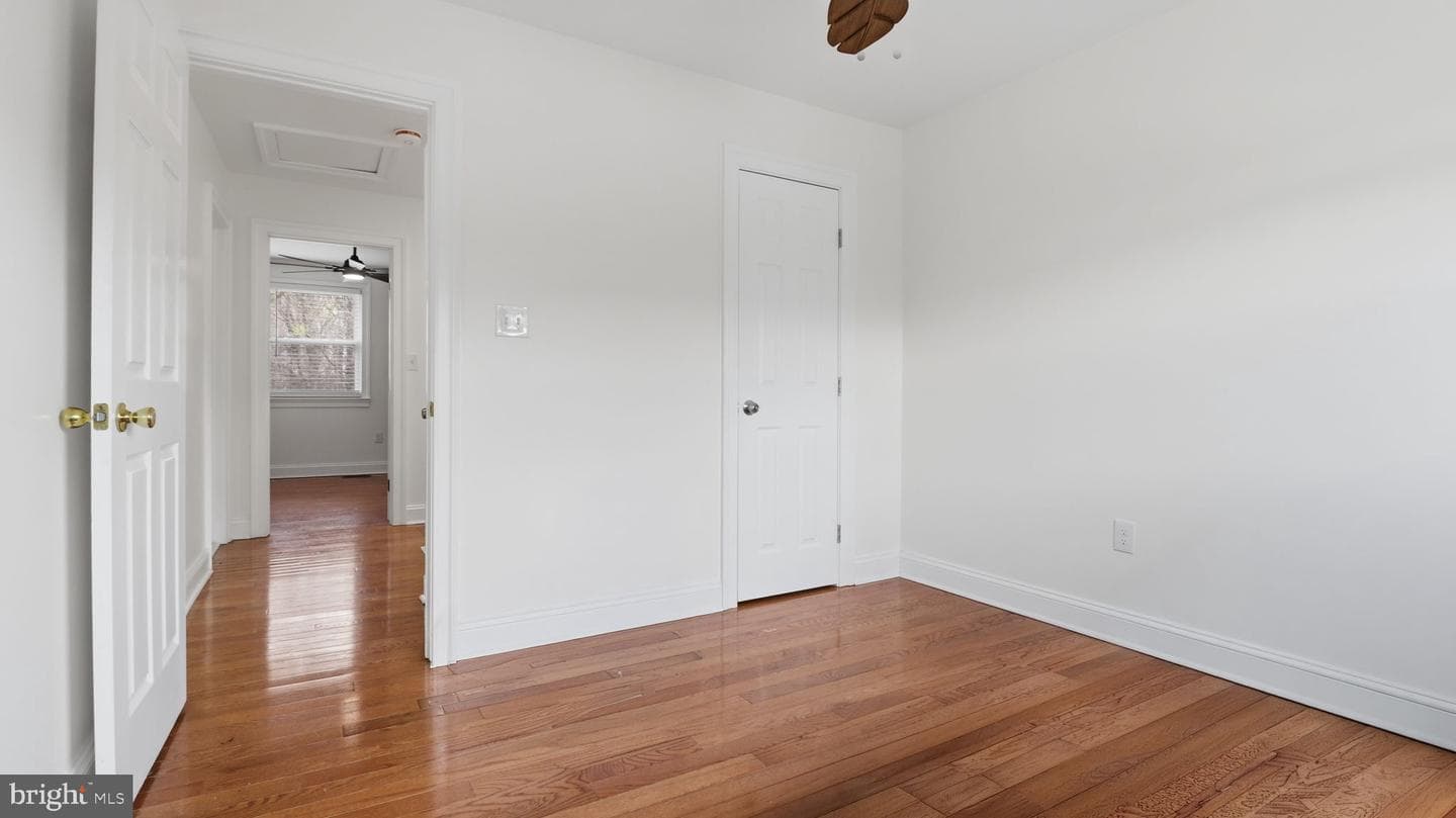 2911 North Grv photo 57