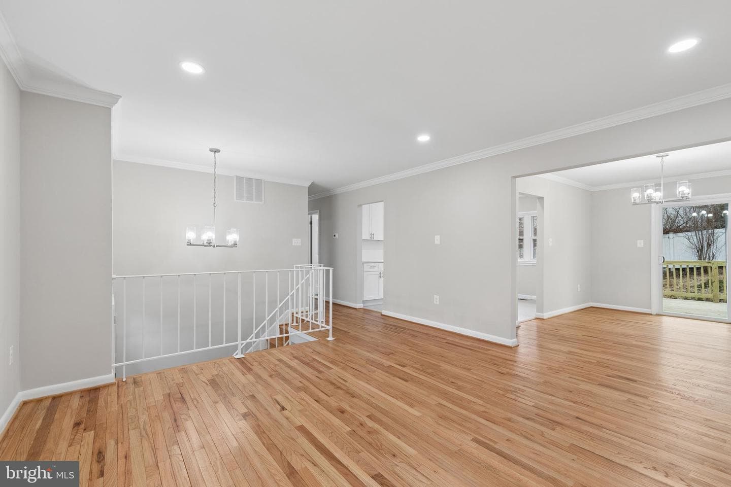 4208 Farmer Place photo 10