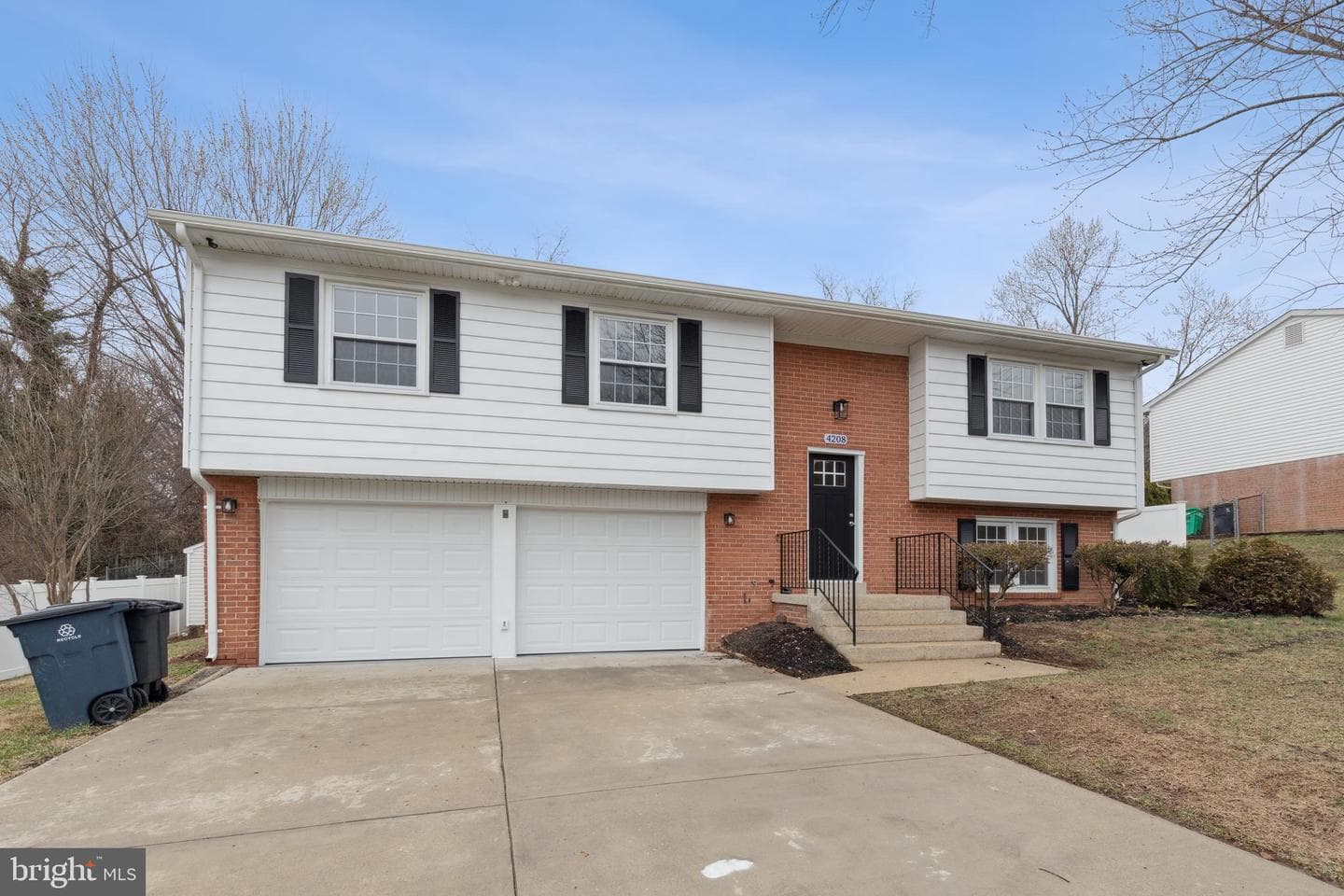 4208 Farmer Place photo 2