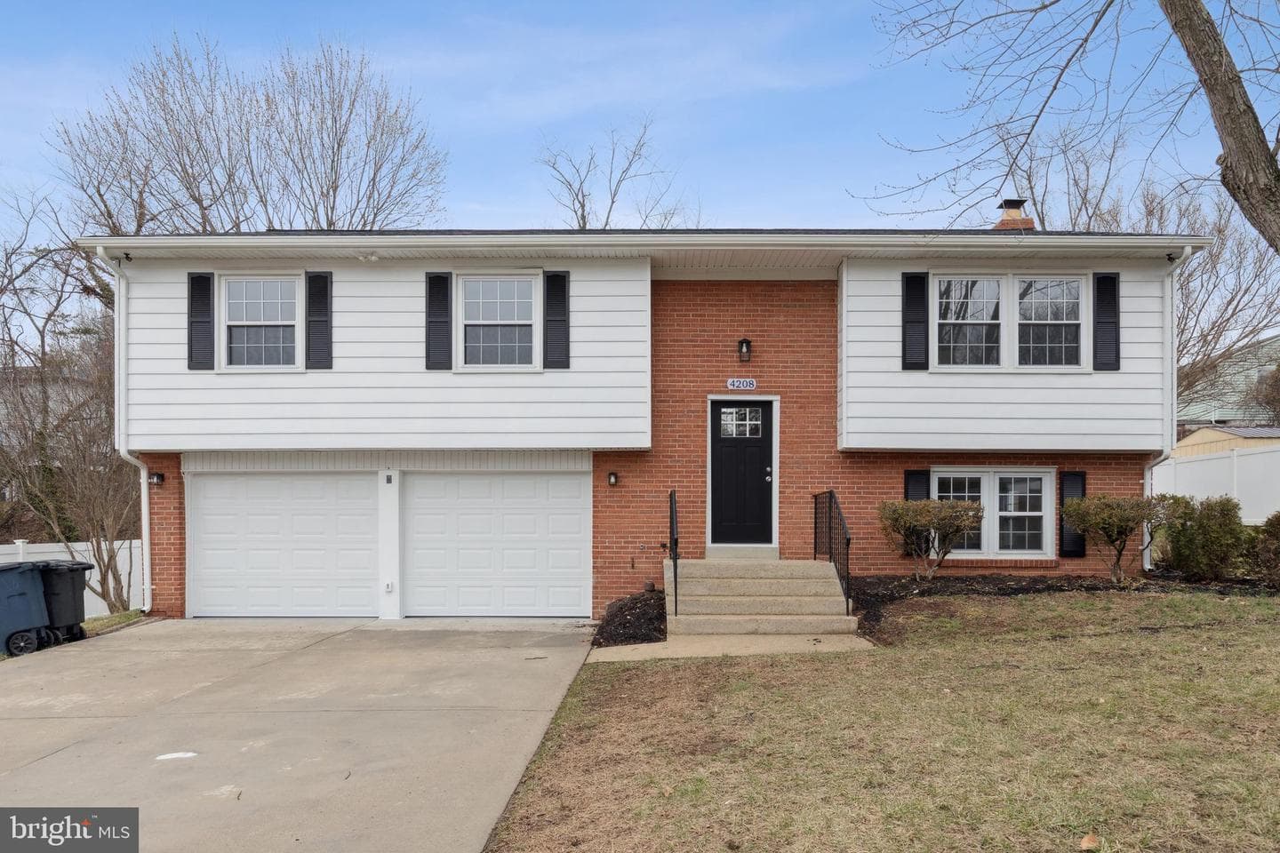 4208 Farmer Place photo 4