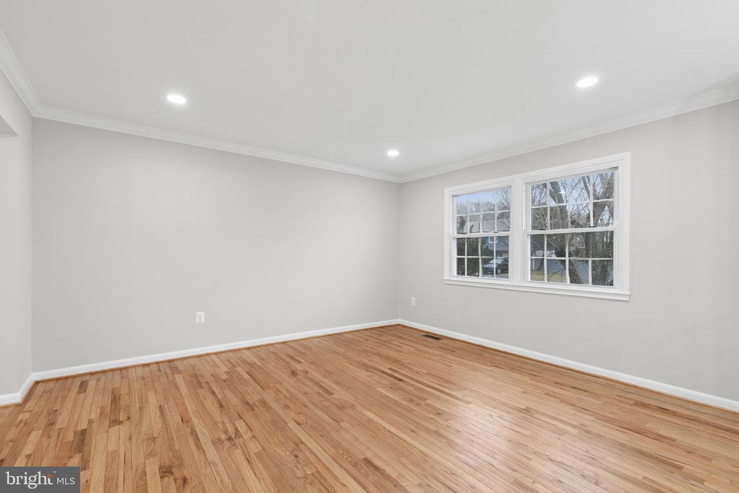 4208 Farmer Place photo 8