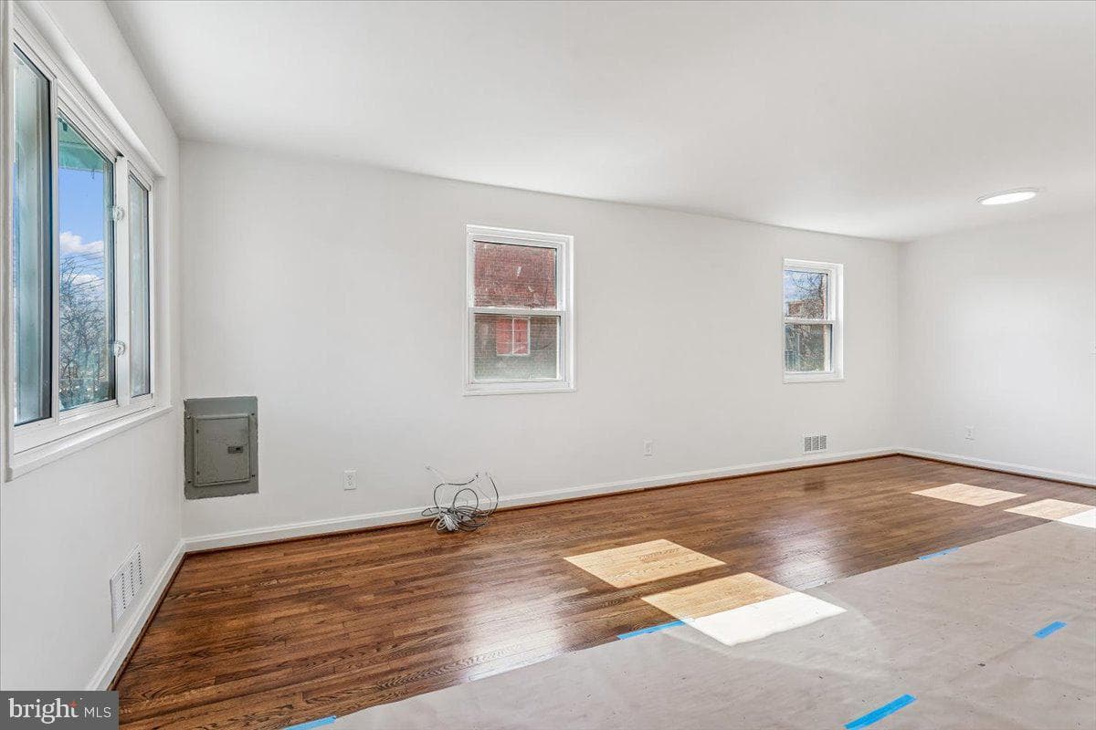 8422 12th Avenue photo 4