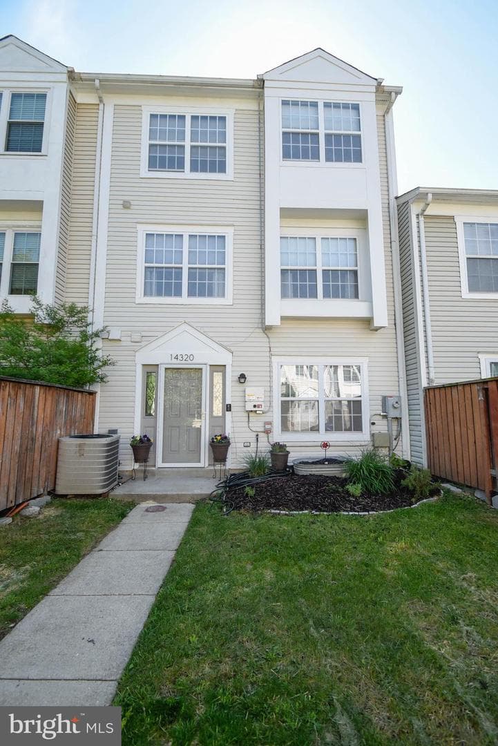 14320 S Shore Court, Laurel