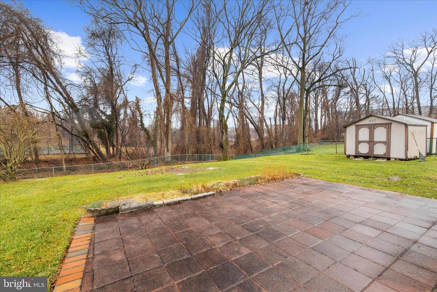 8611 Girard Street photo 37
