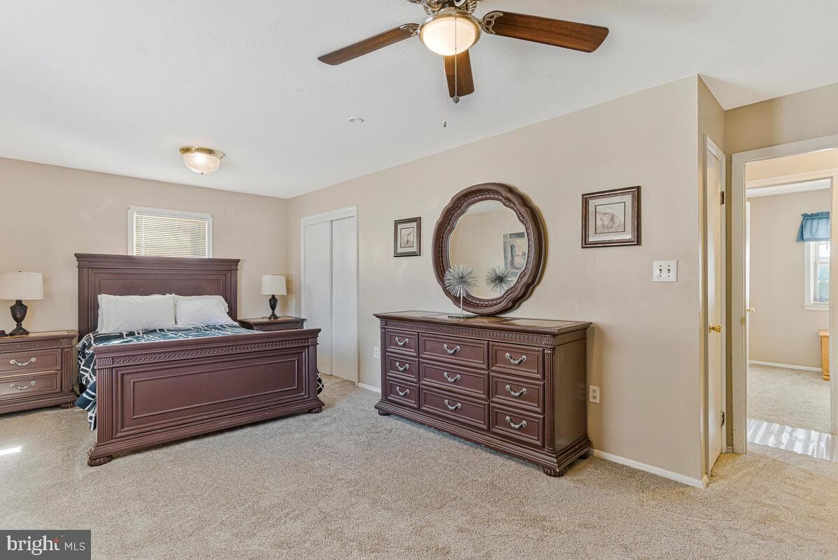 9012 Phyllis Drive photo 15