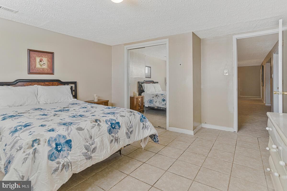 9012 Phyllis Drive photo 25