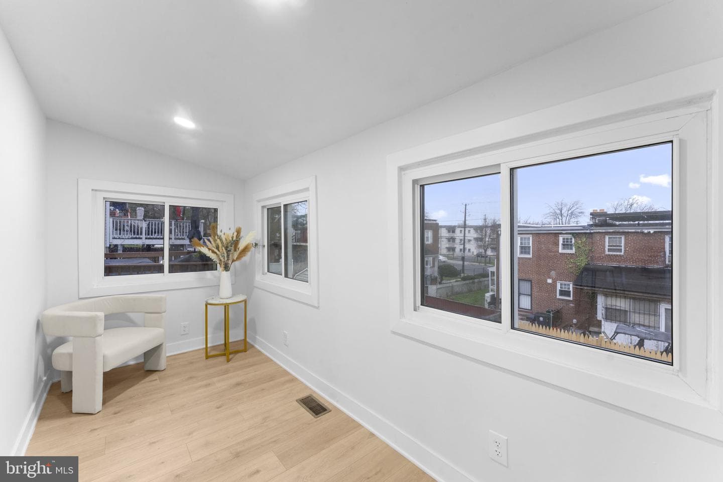 1205 Abel Avenue photo 17