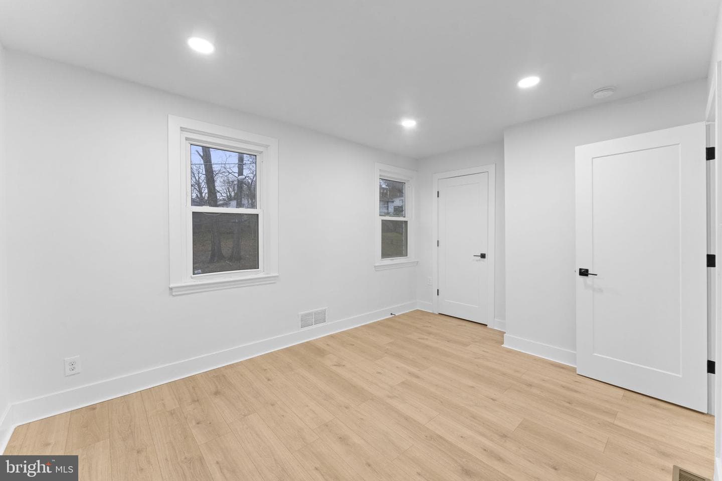 1205 Abel Avenue photo 29
