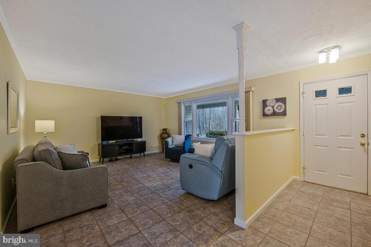 3808 Yellowstone Place photo 2