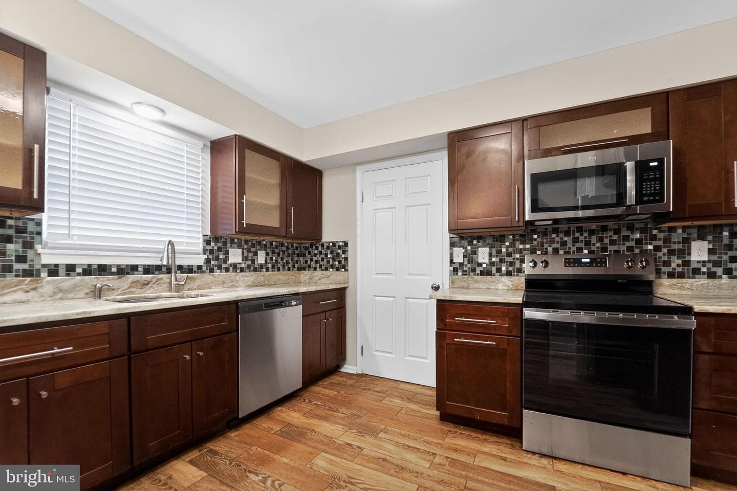 5904 Mardella Boulevard photo 18