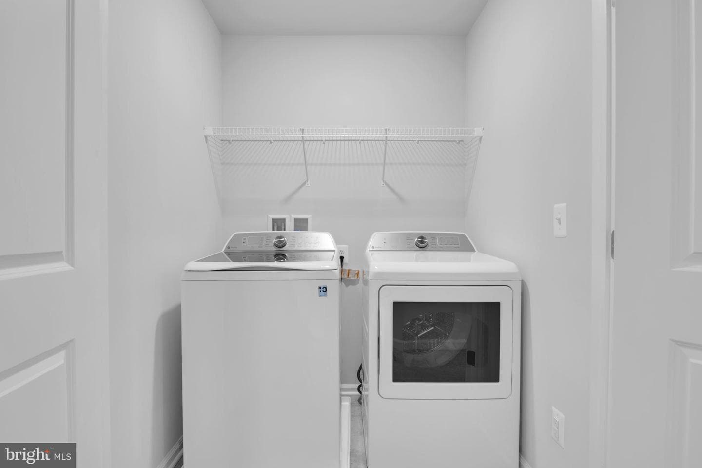 9712 Vang Drive photo 30