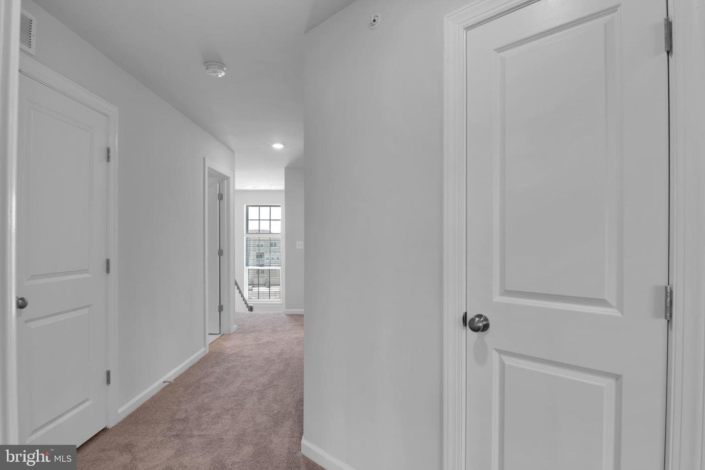 9712 Vang Drive photo 32