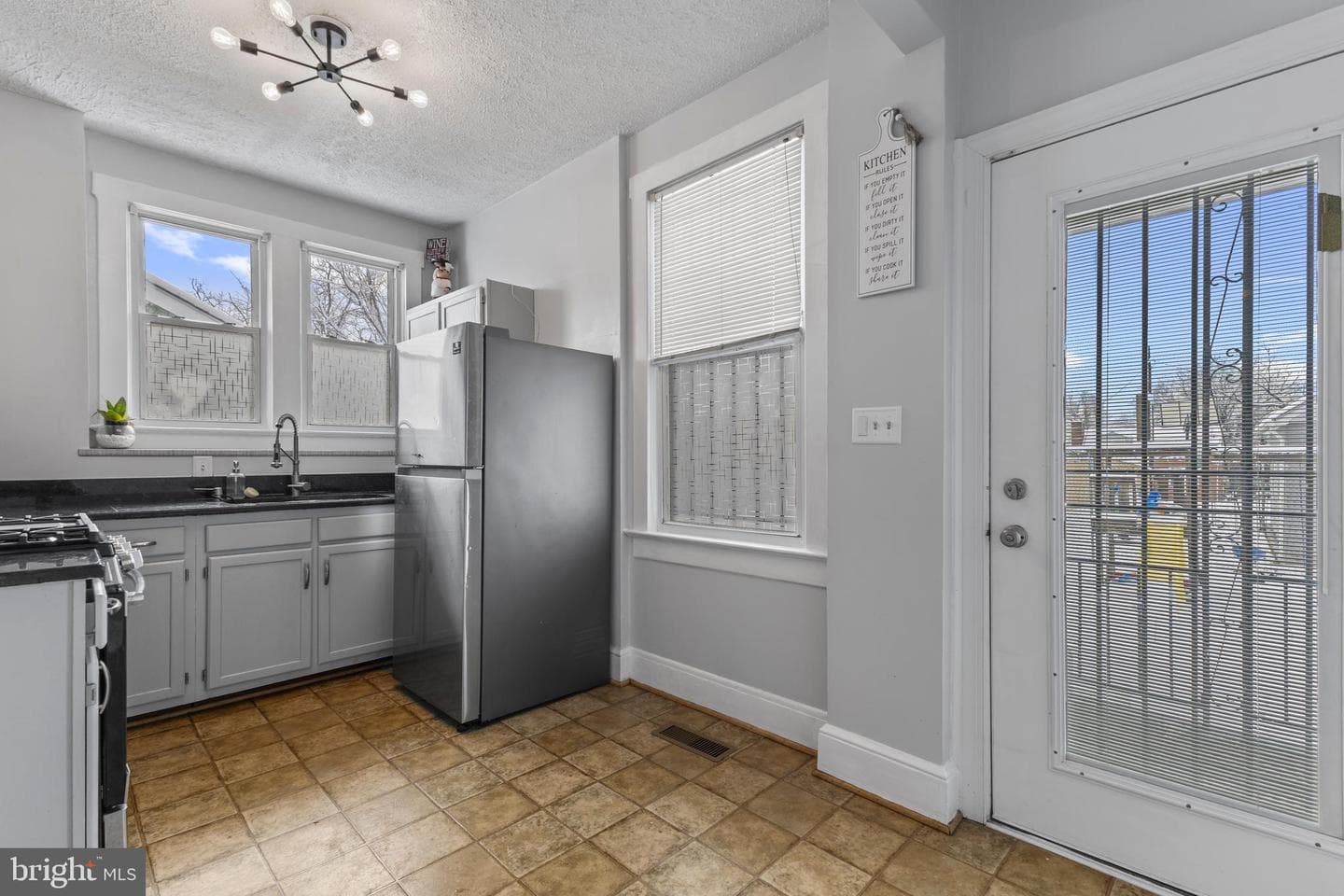 4213 Will Street photo 19