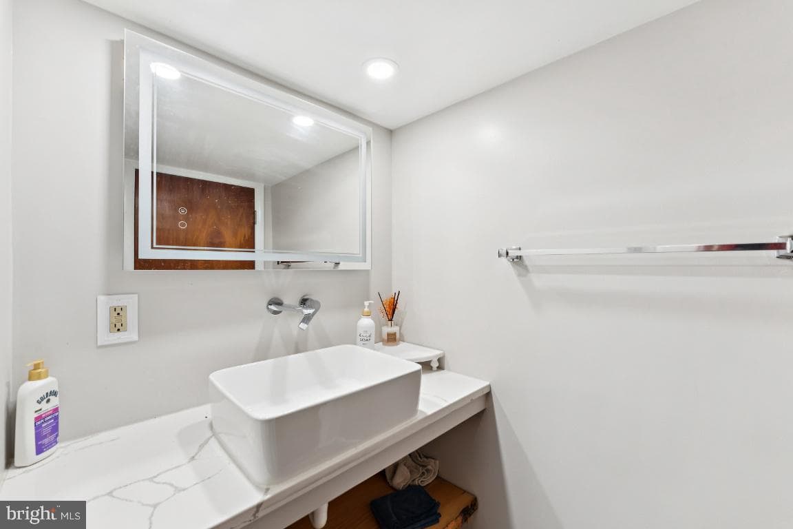 4213 Will Street photo 36