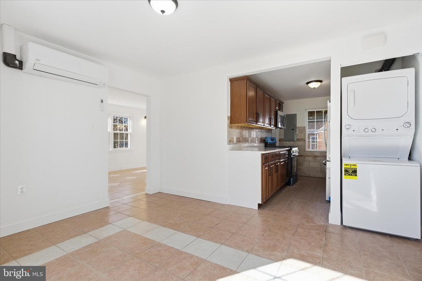 6714 Parkwood Street photo 12