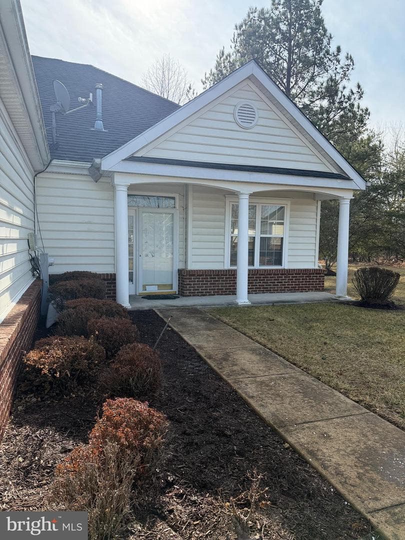 308 Dunnville Place photo 2