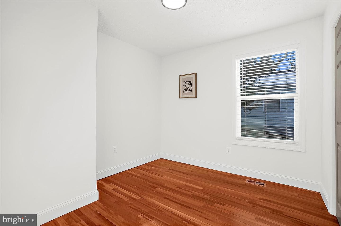 604 Elfin Avenue photo 23