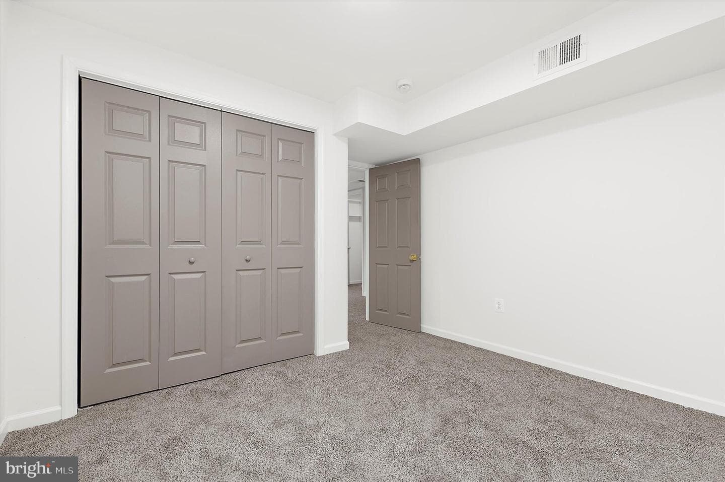 604 Elfin Avenue photo 34