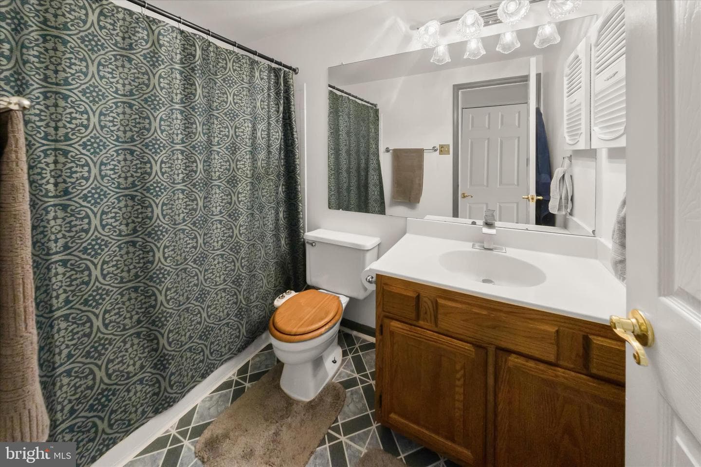 15702 Appleton Court photo 19