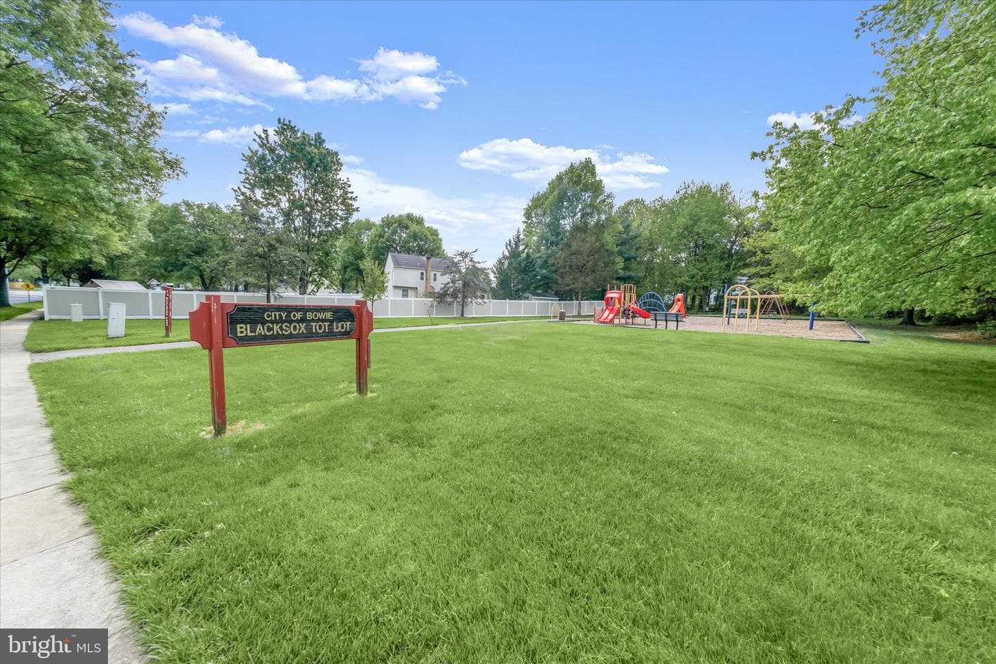 15702 Appleton Court photo 38