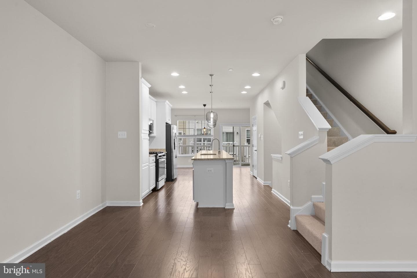 7117 Rowlock Alley photo 12