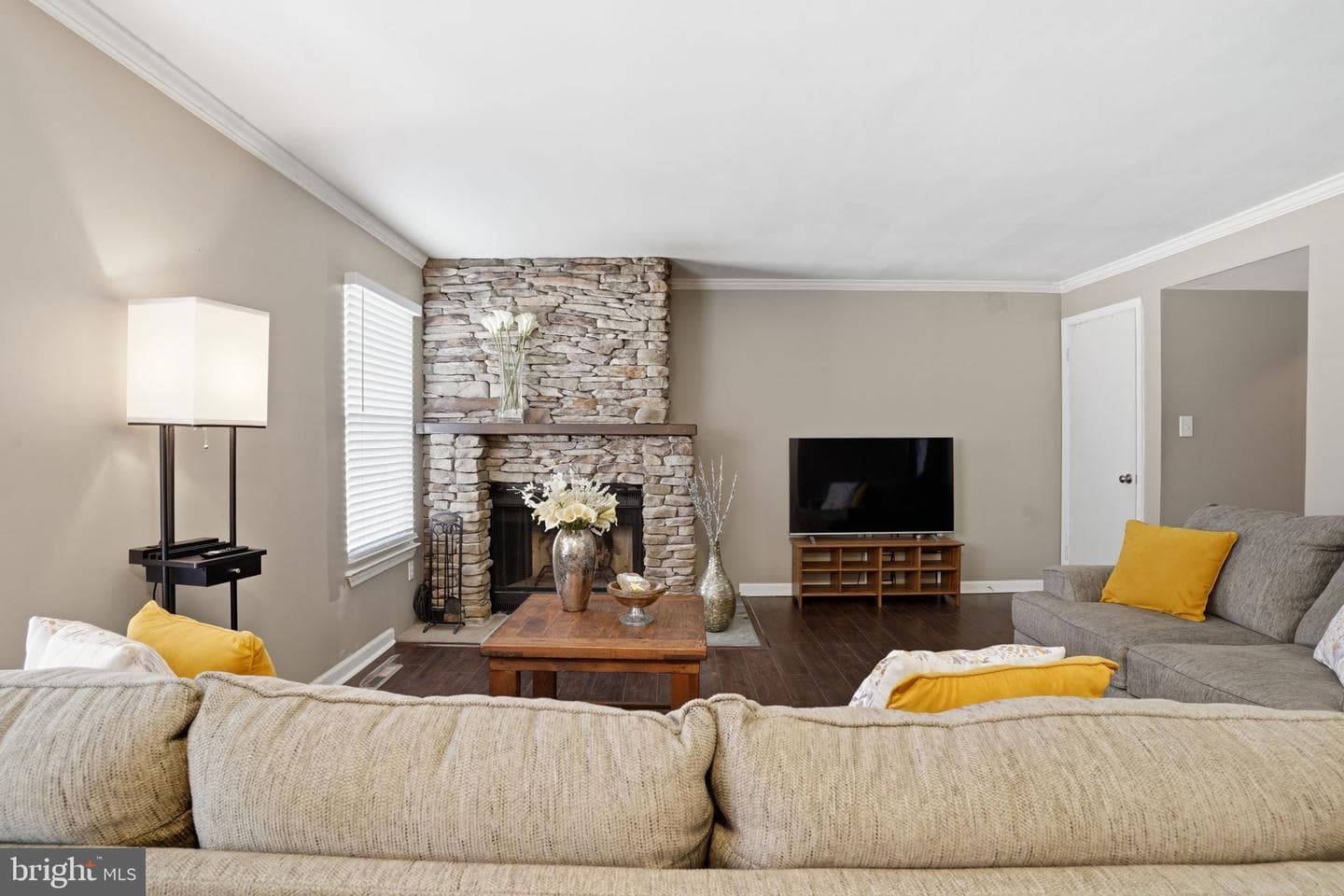 7002 Scotch Drive photo 4
