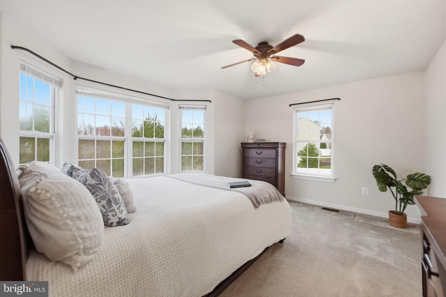 9200 Central Park Drive photo 29