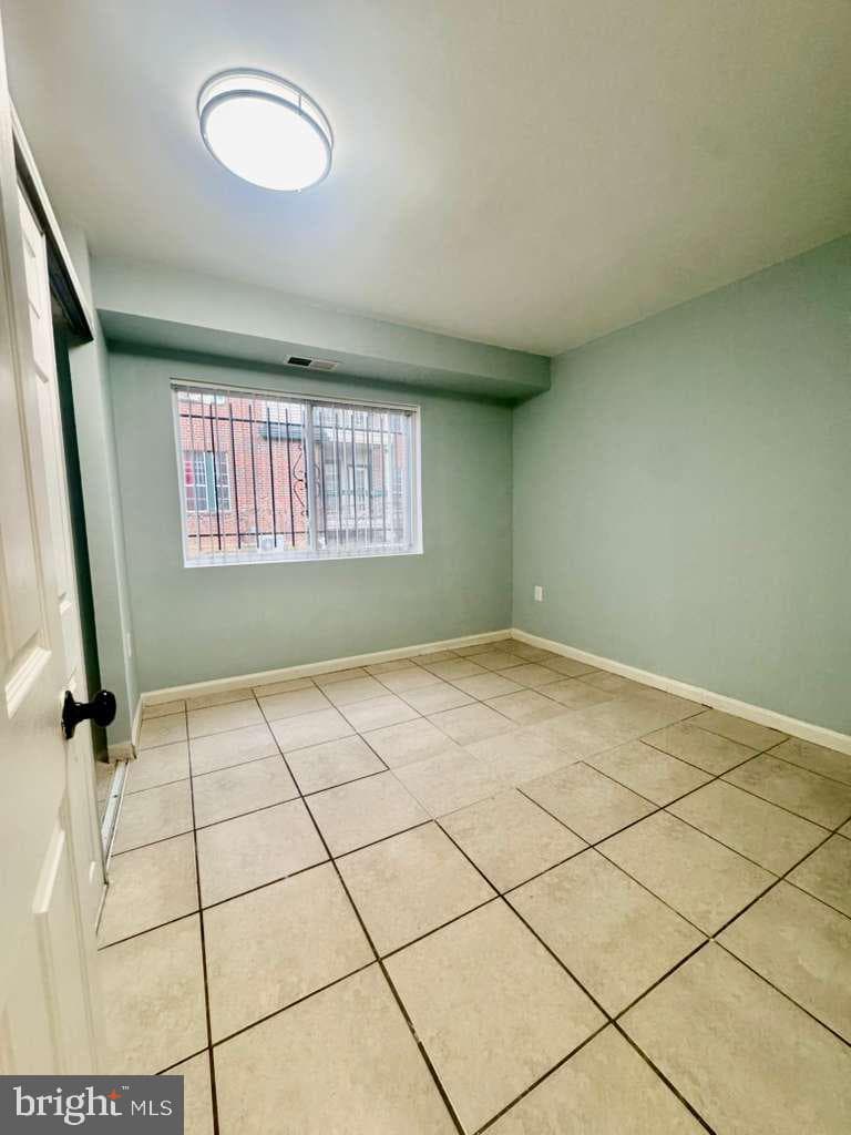 9278 Adelphi Road #103 photo 17