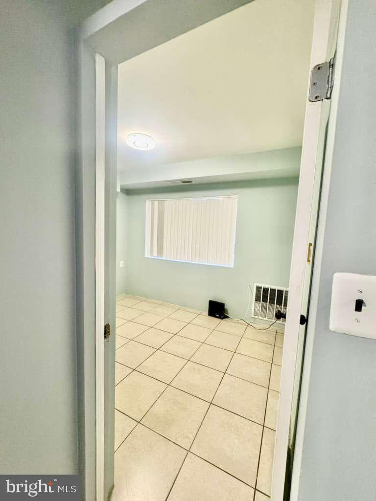 9278 Adelphi Road #103 photo 8