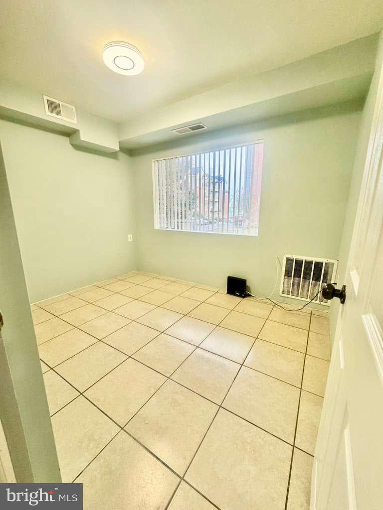 9278 Adelphi Road #103 photo 9