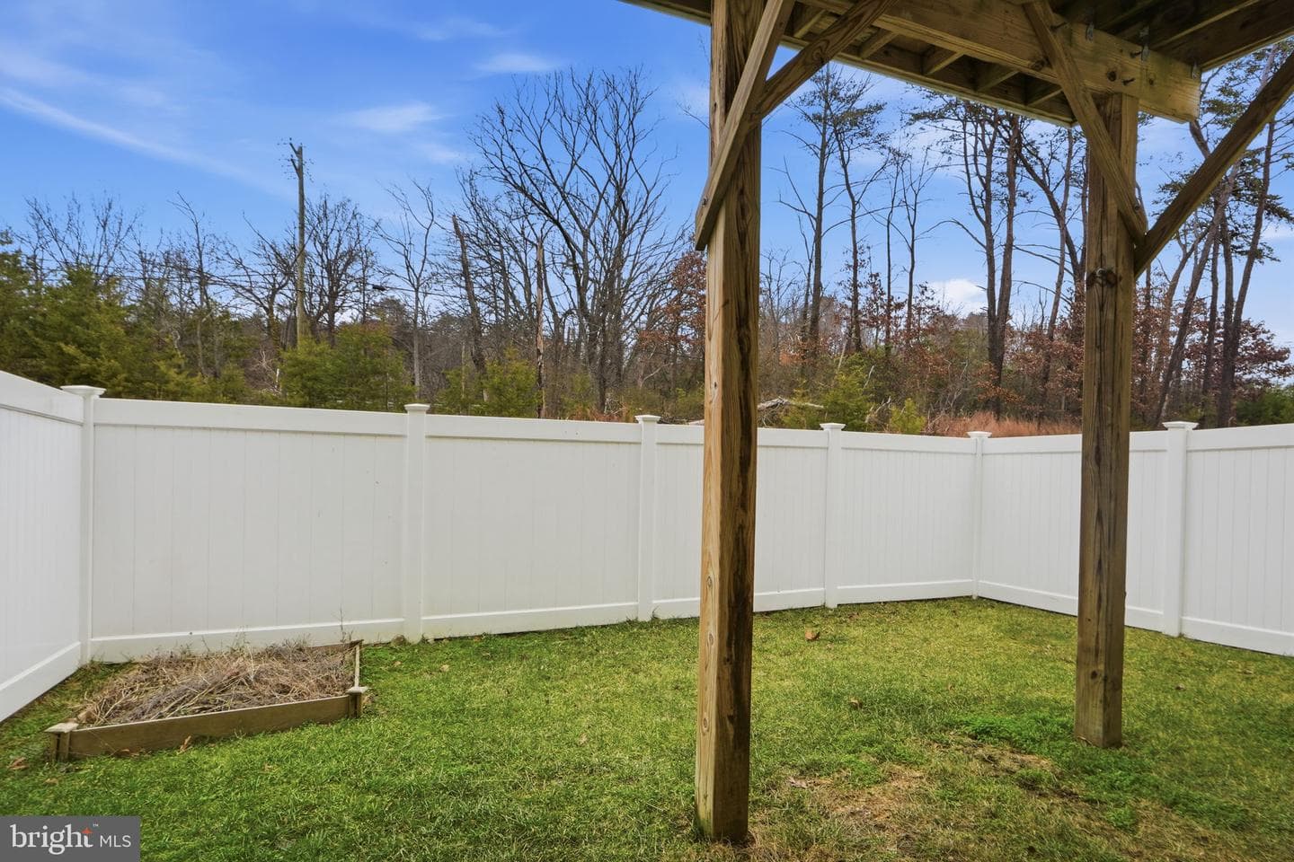 9008 Spruce Tree Lane photo 9