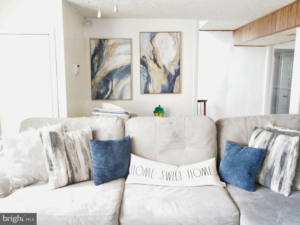 12826 Glynis Road photo 19