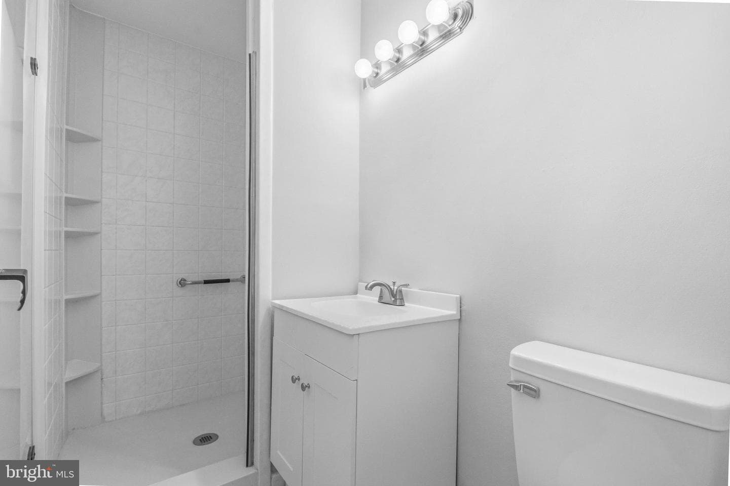 4303 Skyline Drive photo 13