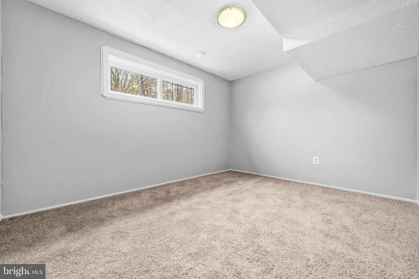 4303 Skyline Drive photo 23