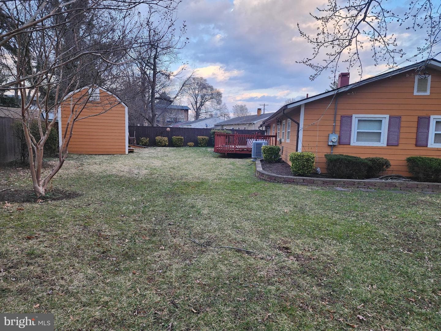 5481 Morris Avenue photo 12
