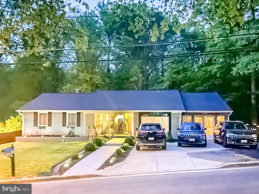 3306 Lumar Drive photo 1